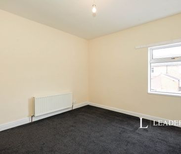 2 bedroom house to rent Kingsley Street, ST3 - Photo 1