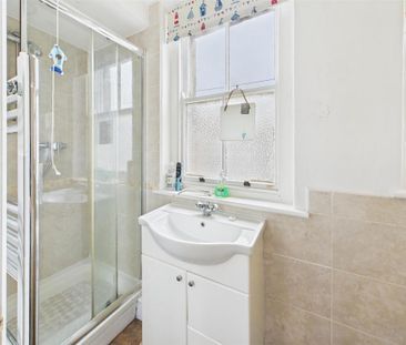 7 bedroom private hall to rent - Photo 4