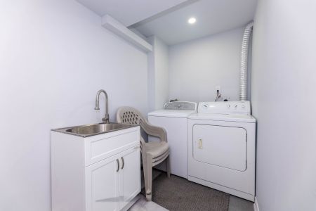 For Lease - 7178 Harwick Drive Unit# Basement, Mississauga, Ontario - Photo 2