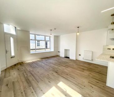 2 bedroom terraced house to rent - Photo 3