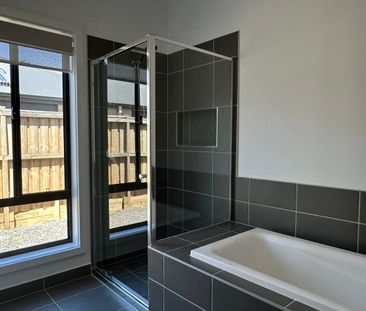 As New Home In Fantastic Location! - Photo 5