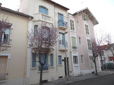 Location Appartement 2 pièces 42m² VICHY 03200 - Photo 5