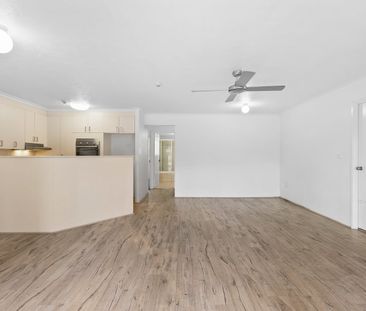 11/36 Australia Avenue, Broadbeach, Qld 4218 - Photo 2