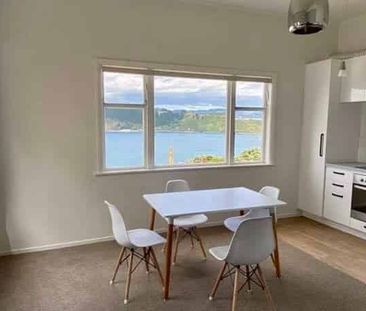 Sunny, Sea Views Close to the city - Photo 2