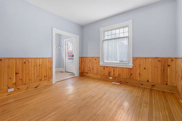 For Lease - 126 Durham Street, Kawartha Lakes, Ontario - Photo 1