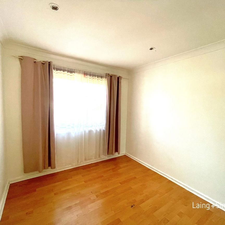 Charming three-bedroom family home in quiet cul-de-sac - Photo 1
