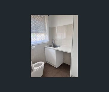 Spacious Family Home with Big Beautiful Yards – Ready for New Memories - Photo 6