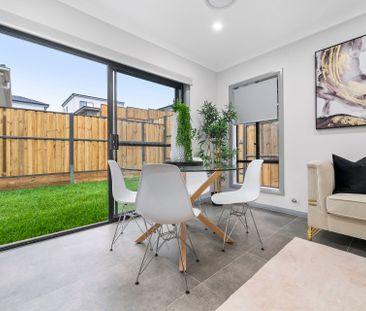 Exquisite Double Storey Home - Photo 3