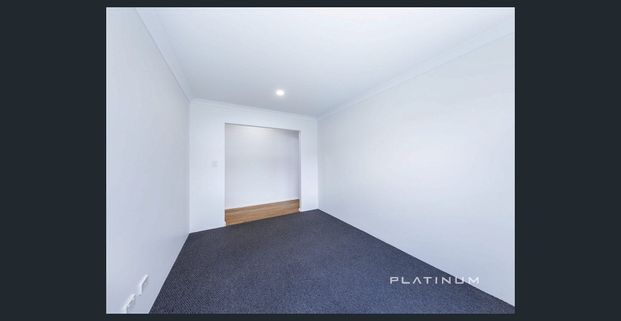 FRESHLY PAINTED MODERN HOME WITH STUDY AND ENTERTAINMENT – WALKING DISTANCE TO ALL AMENITIES, SCHOOLS AND PARK - Photo 1