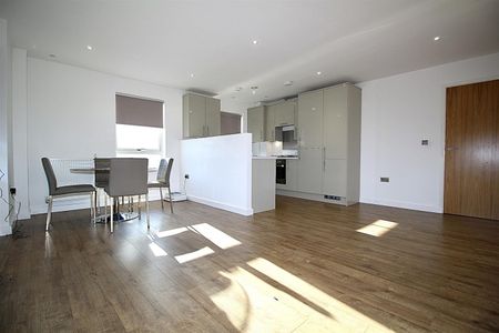 2 Bedroom Apartment - Purpose Built To Let - Photo 2