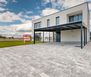 PRENÁJOM 5-izbový úplne nový moderný RD Záhorská Bystrica - Photo 5