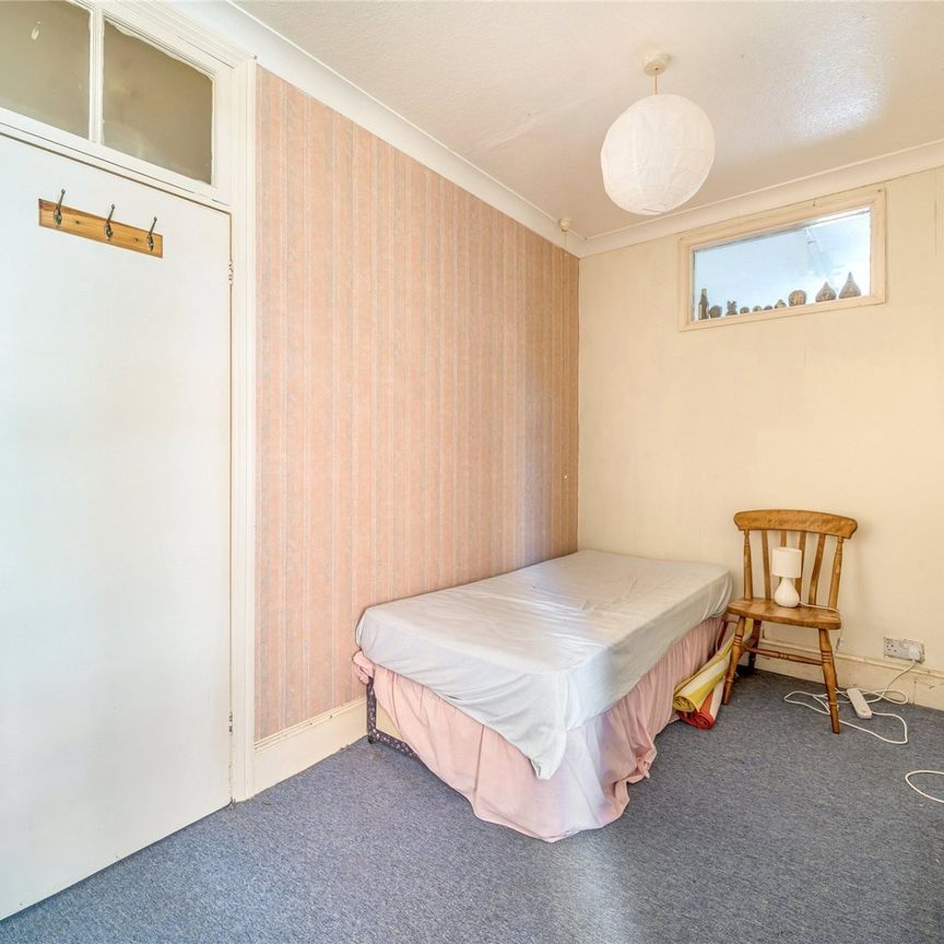 Merritt Road, Paignton, Devon, TQ3 - Photo 1