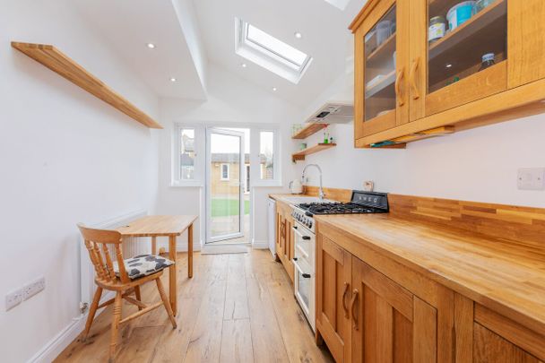 Alma Road, Eton - Photo 1