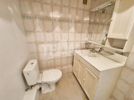 Location Appartement 2 pièces 45m² SETE 34200 - Photo 5