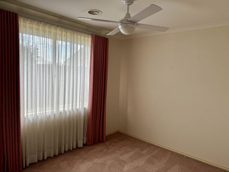 Convenient Location - Photo 2
