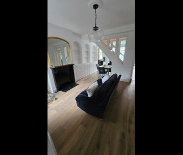 Room in a Shared House, Thurso Street, SW17 - Photo 2