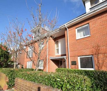 Freemantle, SO15 - Photo 3