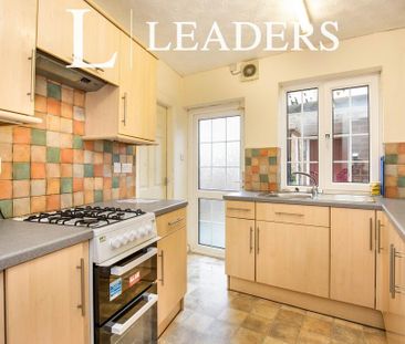 4 bedroom terraced house to rent - Photo 1