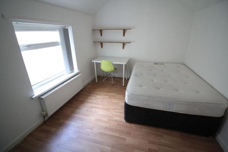 7 bedroom terraced house to rent - Photo 4