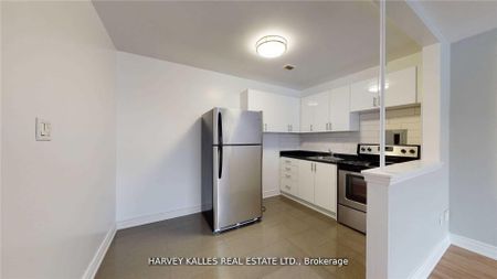 For Lease - 4 Greentree Court Unit# 303, Toronto, Ontario - Photo 5