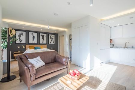 Newnham Road - Photo 5