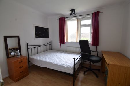 4 bed house to rent in Wilberforce Road, Norwich, NR5 - Photo 2