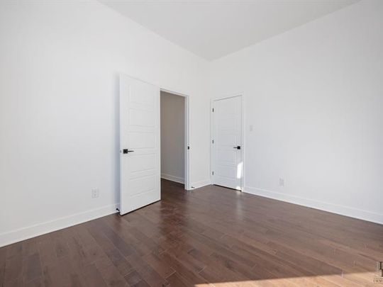 114 Rue de Liège - Photo 1