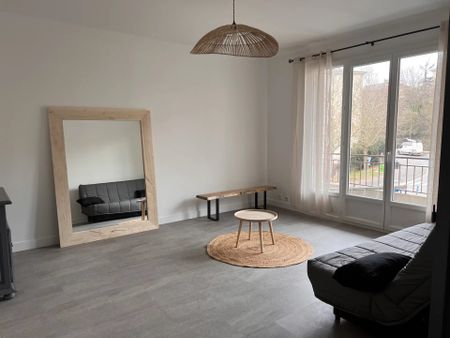 Location Appartement 4 pièces 86 m2 à Rodez - Photo 2