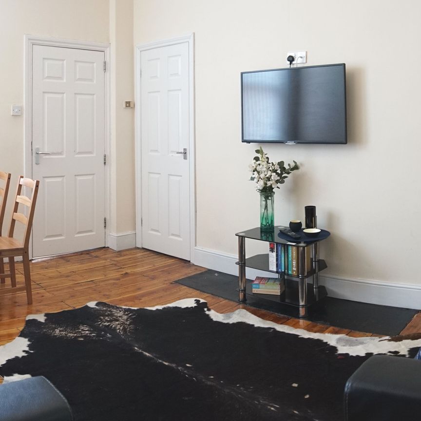 Simonside Terrace - Photo 1