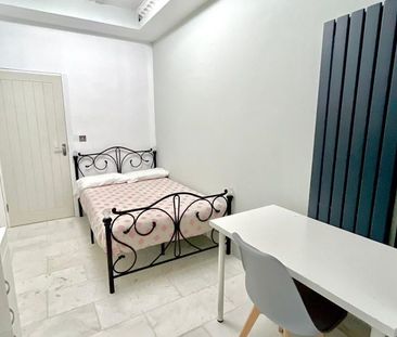 Room in a Shared House, Frognal, NW3 - Photo 4