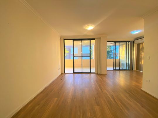 2 Bedroom Apartment with Timber Flooring - Photo 1