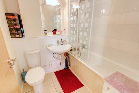 1 bedroom flat to rent - Photo 5