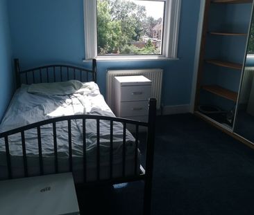 Room in a Shared House, Locket Road, HA3 - Photo 1