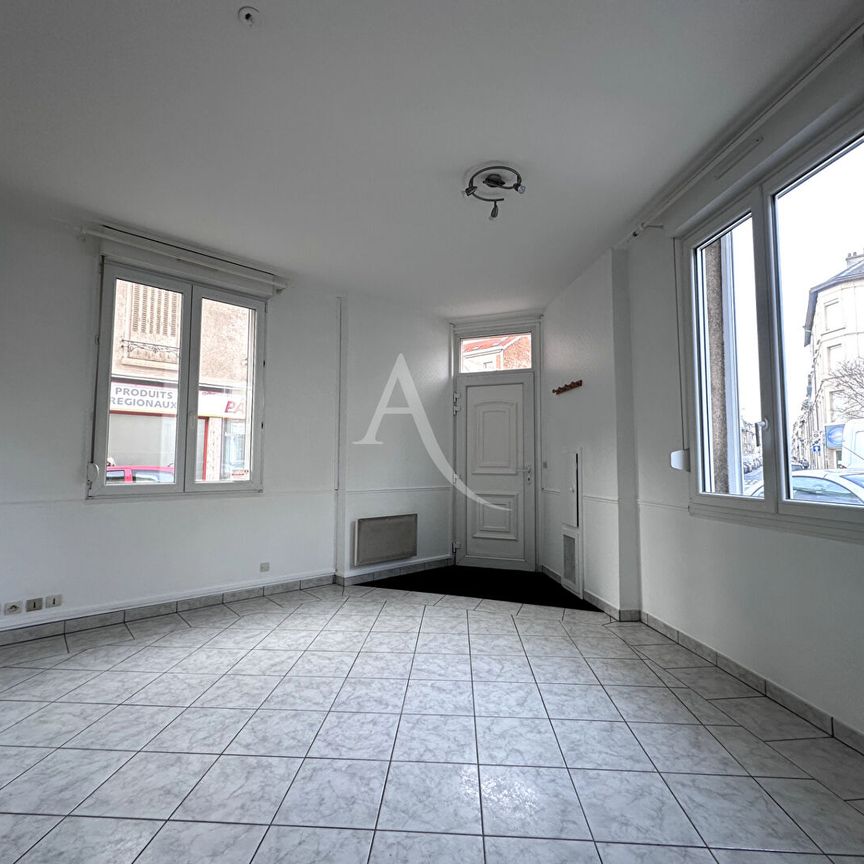 Location Appartement 2 pièces 54m² - Photo 1