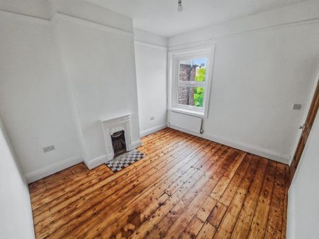 3 bedroom terraced house to rent - Photo 4