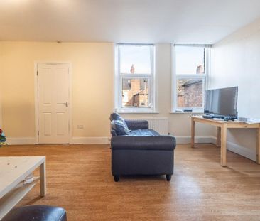 4 bedroom maisonette to rent - Photo 2