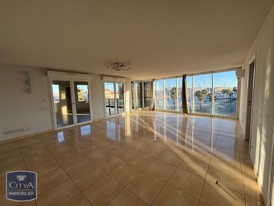Location Appartement 4 pièces 113m² SETE 34200 - Photo 1