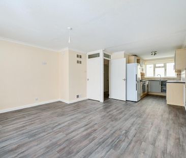 2 bedroom property to rent - Photo 1