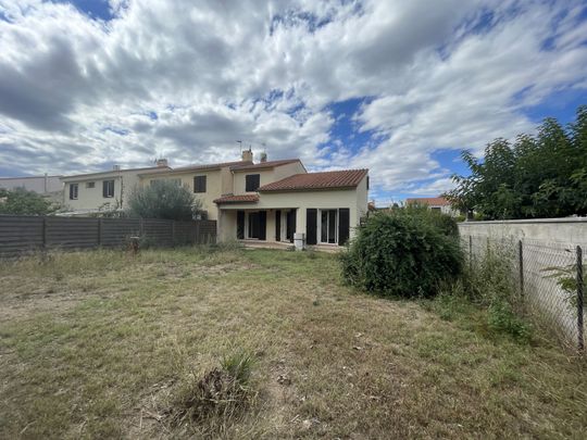 Agréable maison avec jardin et garage - Photo 1