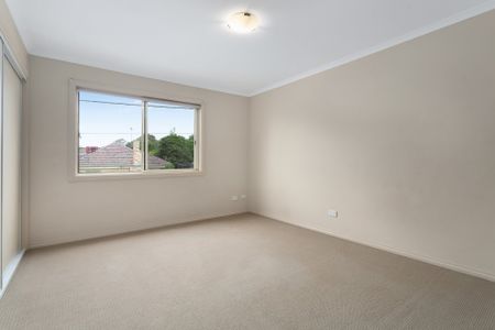 9 Monash Street, Heidelberg Heights - Photo 3