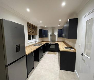 2 bedroom detached bungalow to rent - Photo 6