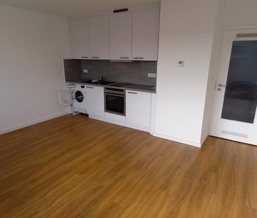 Modern sanierte 1-Zi.-Wohnung mit EBK & Balkon - Photo 6