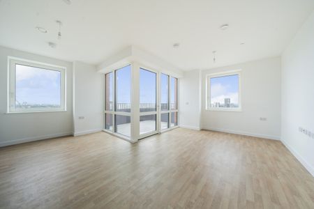 St Pauls Road, Barking, London, IG11 - Photo 2