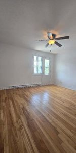 Grand 5½ à louer – Emplacement idéal près des autoroutes 25/40 et du métro Honoré-Beaugrand - Photo 4