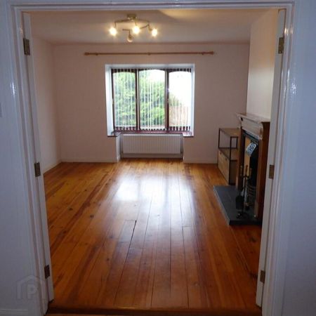 12a Castle Oaks, Omagh, BT79 7BN - Photo 2