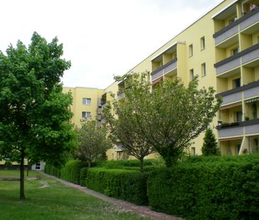 Drewitz, Erich-Pommer-Straße 18, 4-Zimmer mit ca. 78,20 m² und Balkon - Photo 4