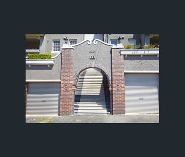 GENEROUS SIZED APARTMENT WITH 180 DEGREE VIEWS - Photo 1