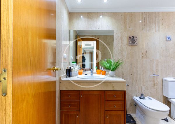 Penthouse for rent with Terrace in Paterna