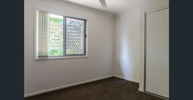 Near New Townhouse in the centre of Raceivew ! BREAK LEASE ! - Photo 1