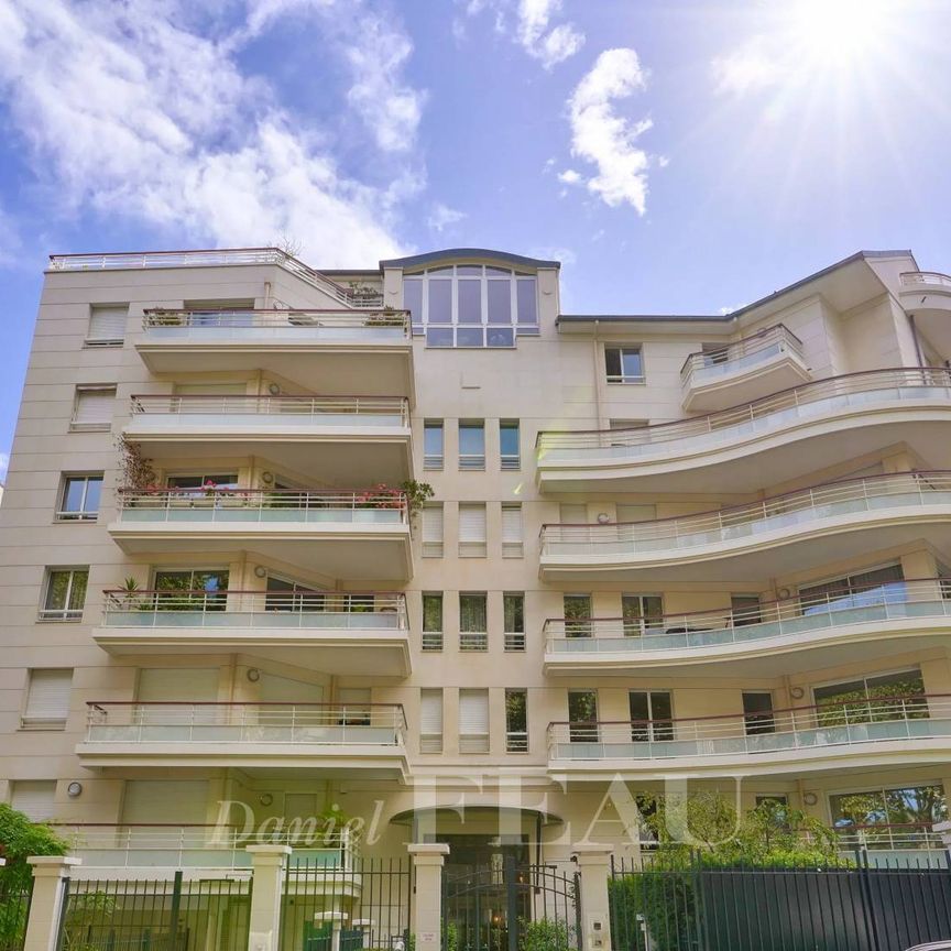 Location appartement, Neuilly-sur-Seine, 5 pièces, 133.33 m², ref 86184751 - Photo 1